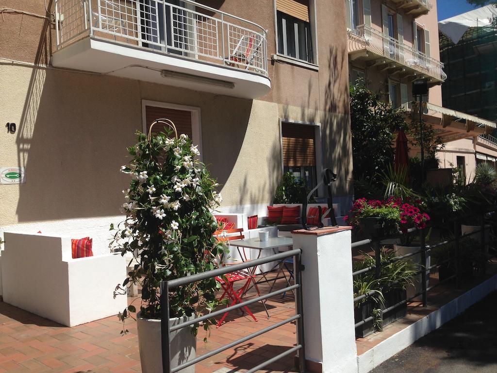 Hotel Spot Varazze Exterior photo